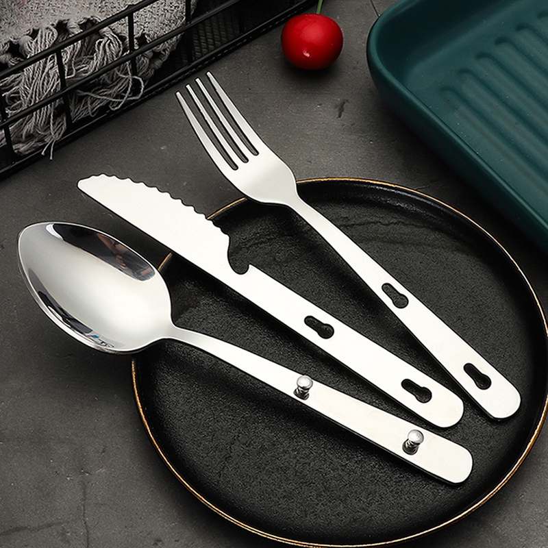 Quechua Camping Cooking Set - طقم أدوات طعام محمول للتخييم من