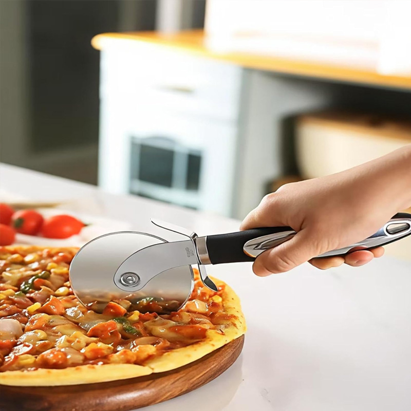 مجموعة قطاعة البيتزا العائلية، - مراجعة Camping Cooking Tool Set وسعره