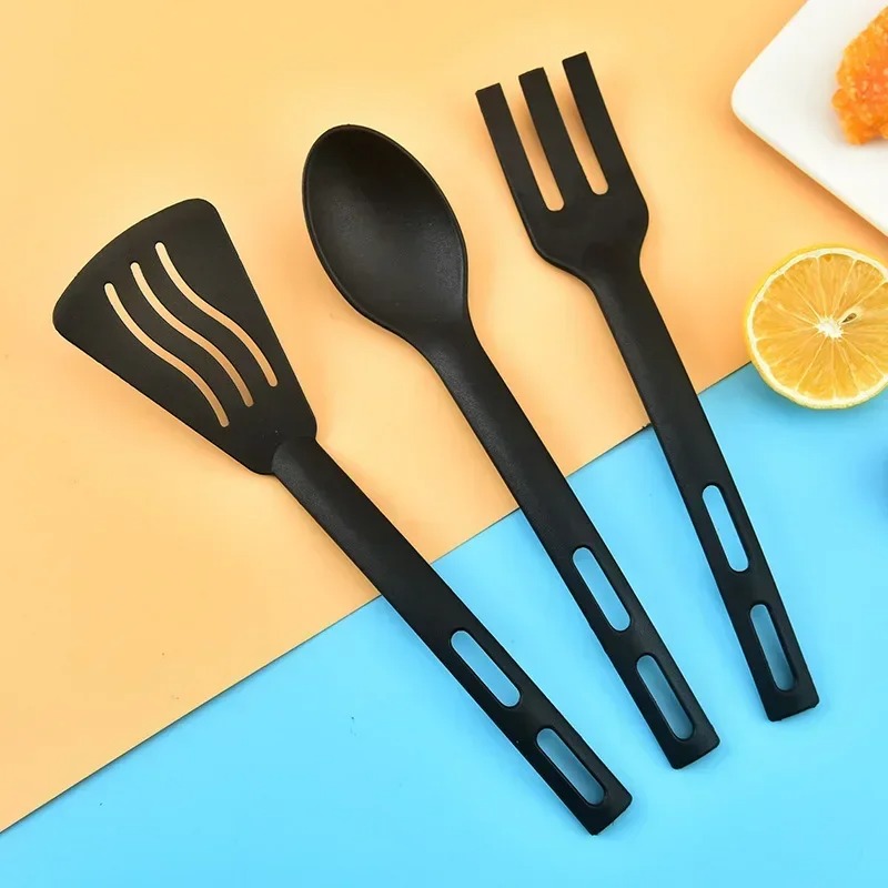 طقم أدوات مطبخ من النايلون 1/3 - مراجعة Quechua Camping Cooking Set وسعره